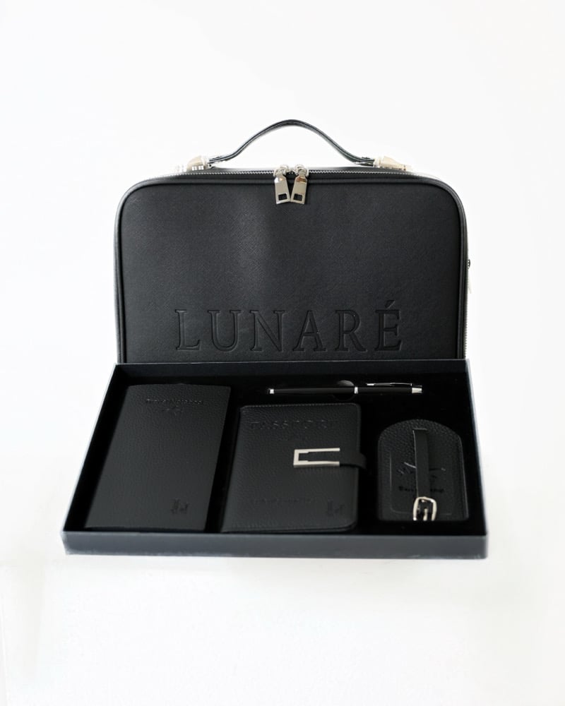 The Lunaré Travel Set